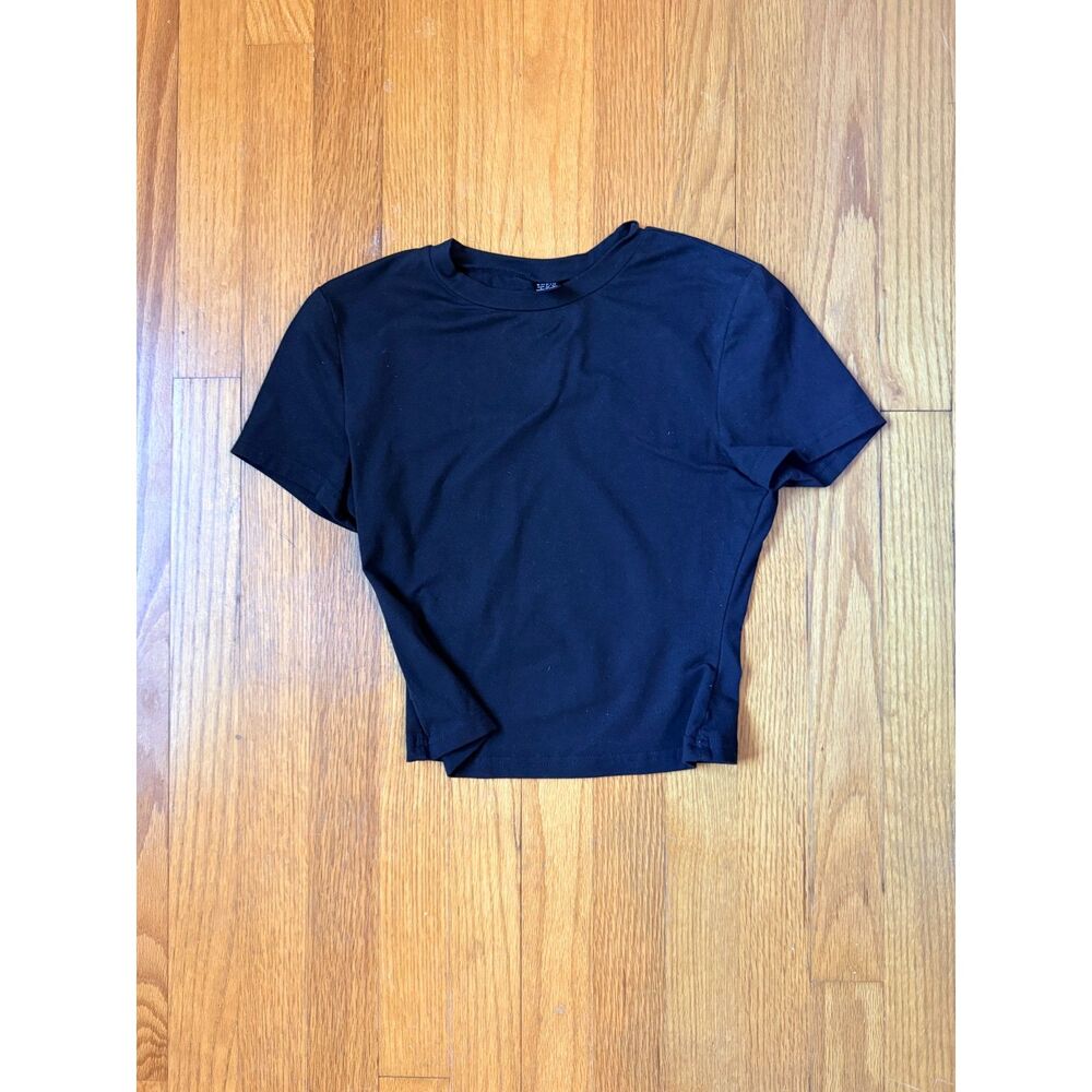 SHEIN Black Cropped Crew Neck Short Sleeve Tee Size S